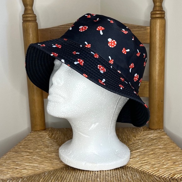 Mushroom Bucket Hat Black Red White Cute Festival Rave Women's Accessory S/M - Picture 1 of 5